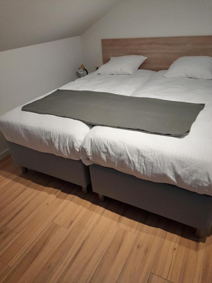 De Hoog Velden 13 Apartment NeerNeerpelt Екстериор снимка